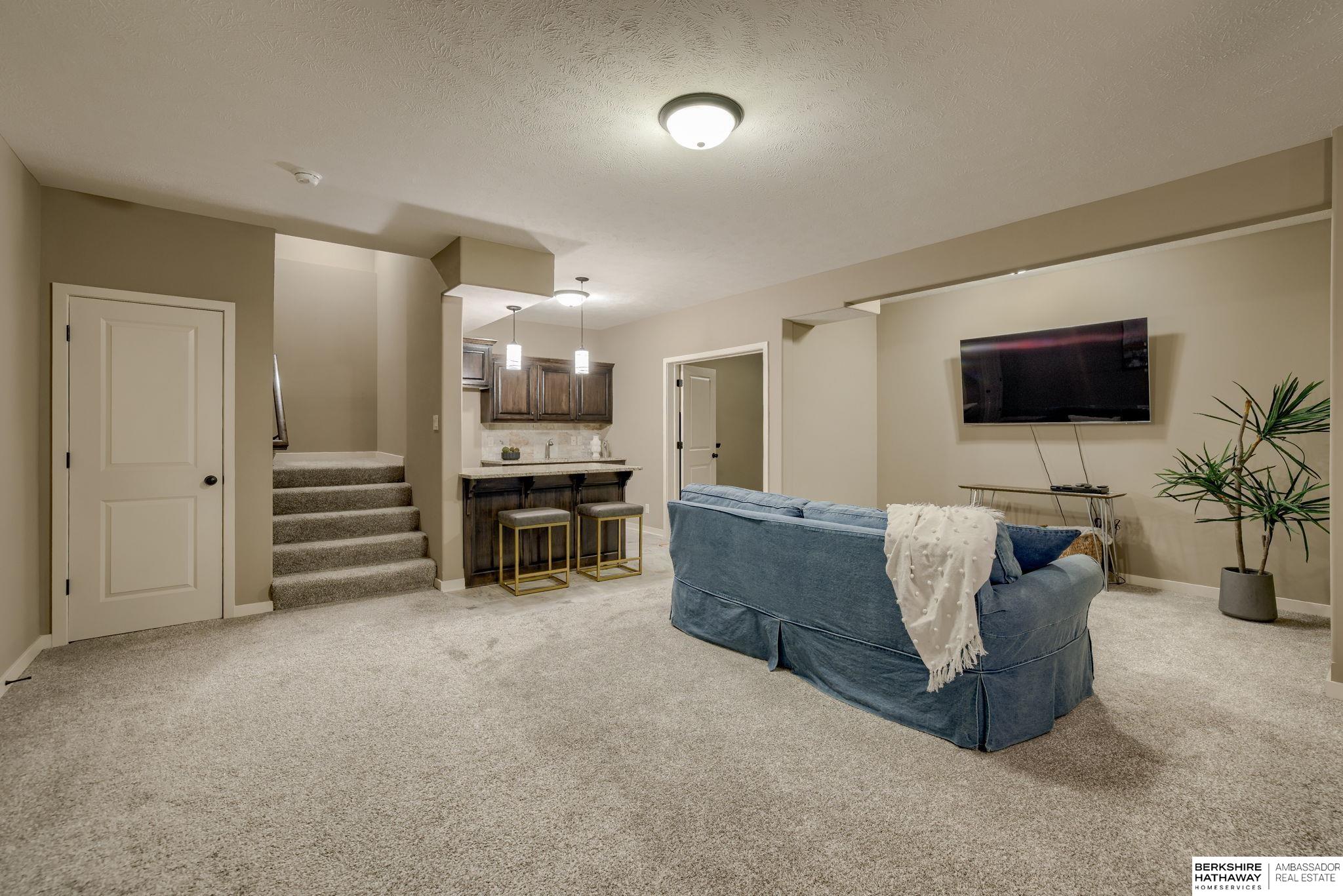 Elkhorn, Nebraska 68022, United States, 4 Bedrooms Bedrooms, ,3 BathroomsBathrooms,Residential,Active,151297