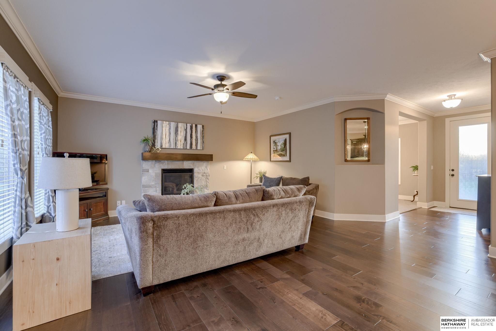 Elkhorn, Nebraska 68022, United States, 4 Bedrooms Bedrooms, ,3 BathroomsBathrooms,Residential,Active,151297