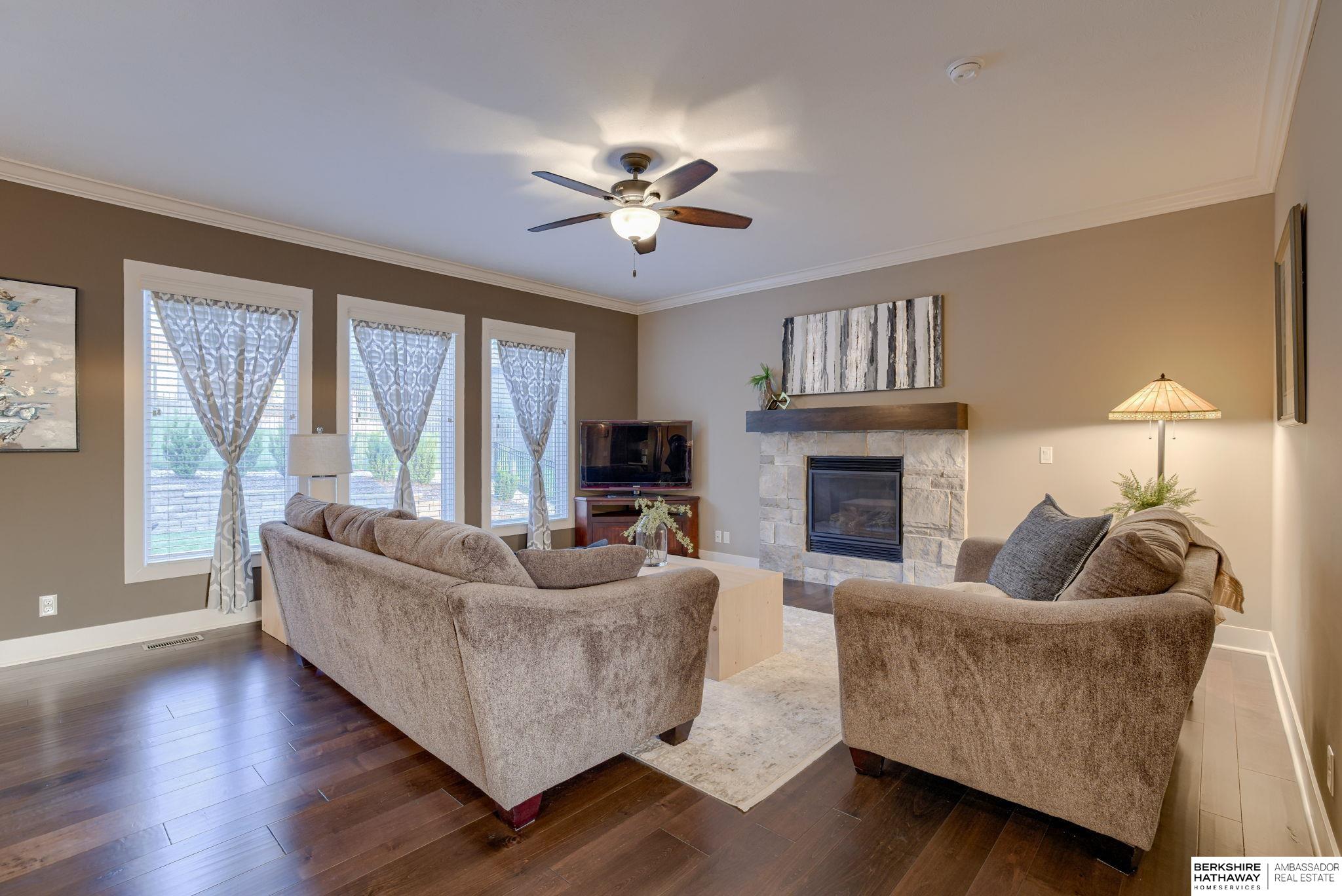 Elkhorn, Nebraska 68022, United States, 4 Bedrooms Bedrooms, ,3 BathroomsBathrooms,Residential,Active,151297