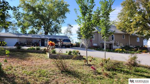 Photo of 4201 W Holdrege Street, Lincoln, NE 68528 (MLS # 22531780)