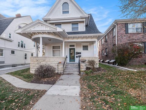 Photo of 1618 S 32 Avenue, Omaha, NE 68105 (MLS # 22608141)