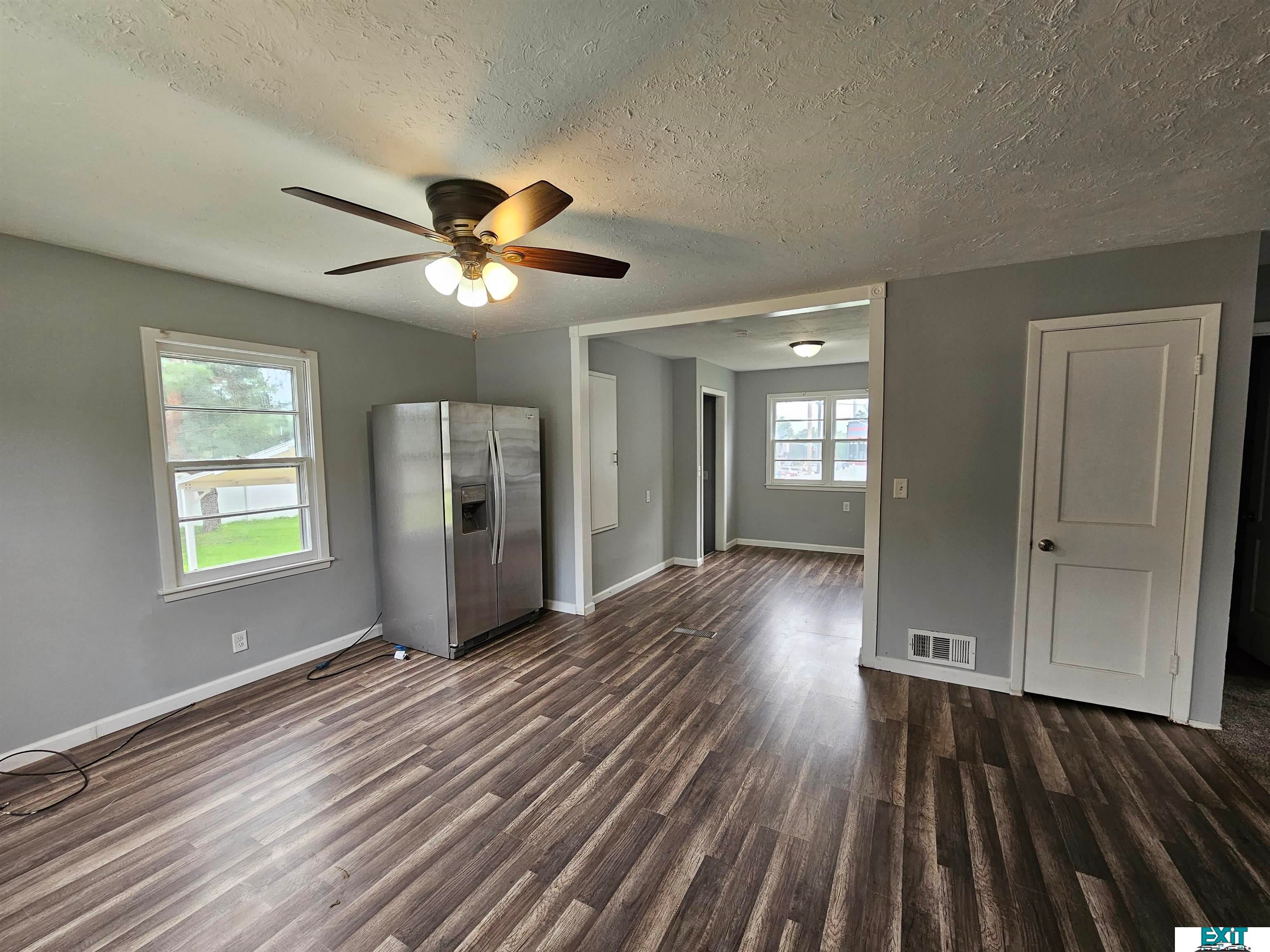 5531 Saylor Street - Photo 3