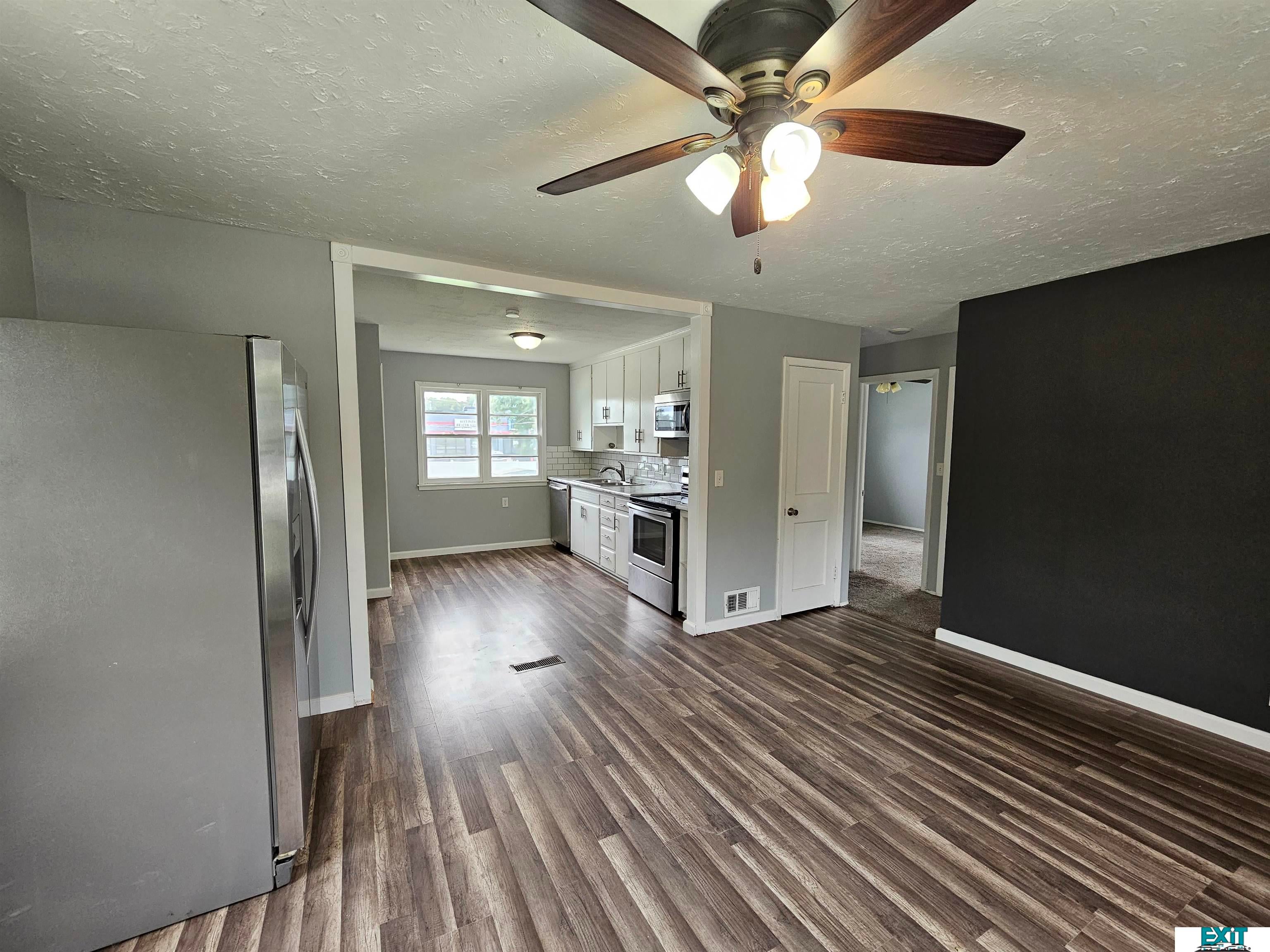 5531 Saylor Street - Photo 2