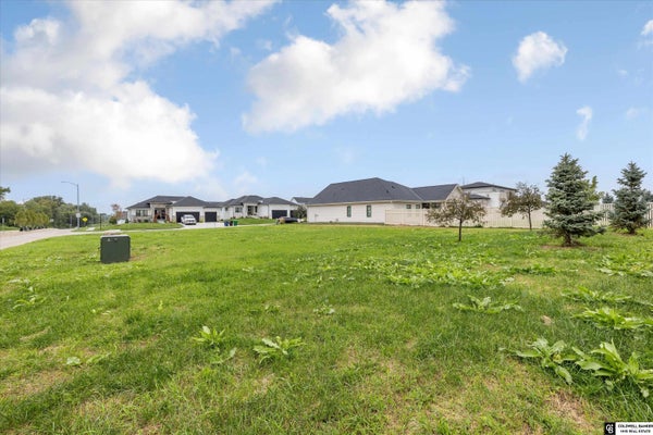 20985 POLK ST, ELKHORN, NE 68022 - Image 47e09fdd3028f6122fbdf4d7e983dde6/3261013072