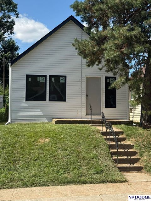 Photo of 2612 S 12th Street, Omaha, NE 68107 (MLS # 22534072)
