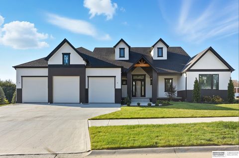 Photo of 2501 S 224 Street, Omaha, NE 68022 (MLS # 22502841)