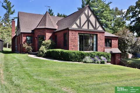 Photo of 1321 S 80 Street, Omaha, NE 68124 (MLS # 22530285)