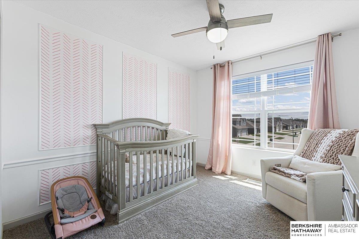 Omaha, Nebraska 68022, United States, 5 Bedrooms Bedrooms, ,4 BathroomsBathrooms,Residential,Active,139910