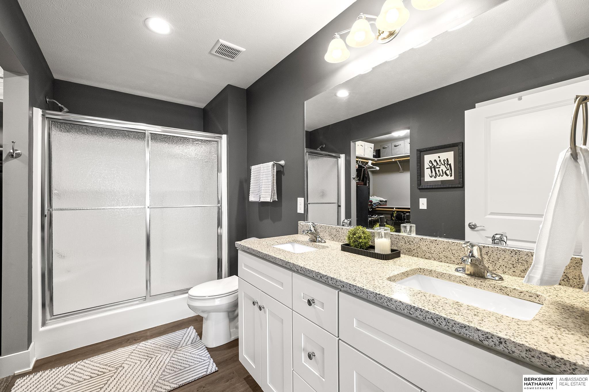 Elkhorn, Nebraska 68022, United States, 3 Bedrooms Bedrooms, ,2 BathroomsBathrooms,Residential,Pending,199234