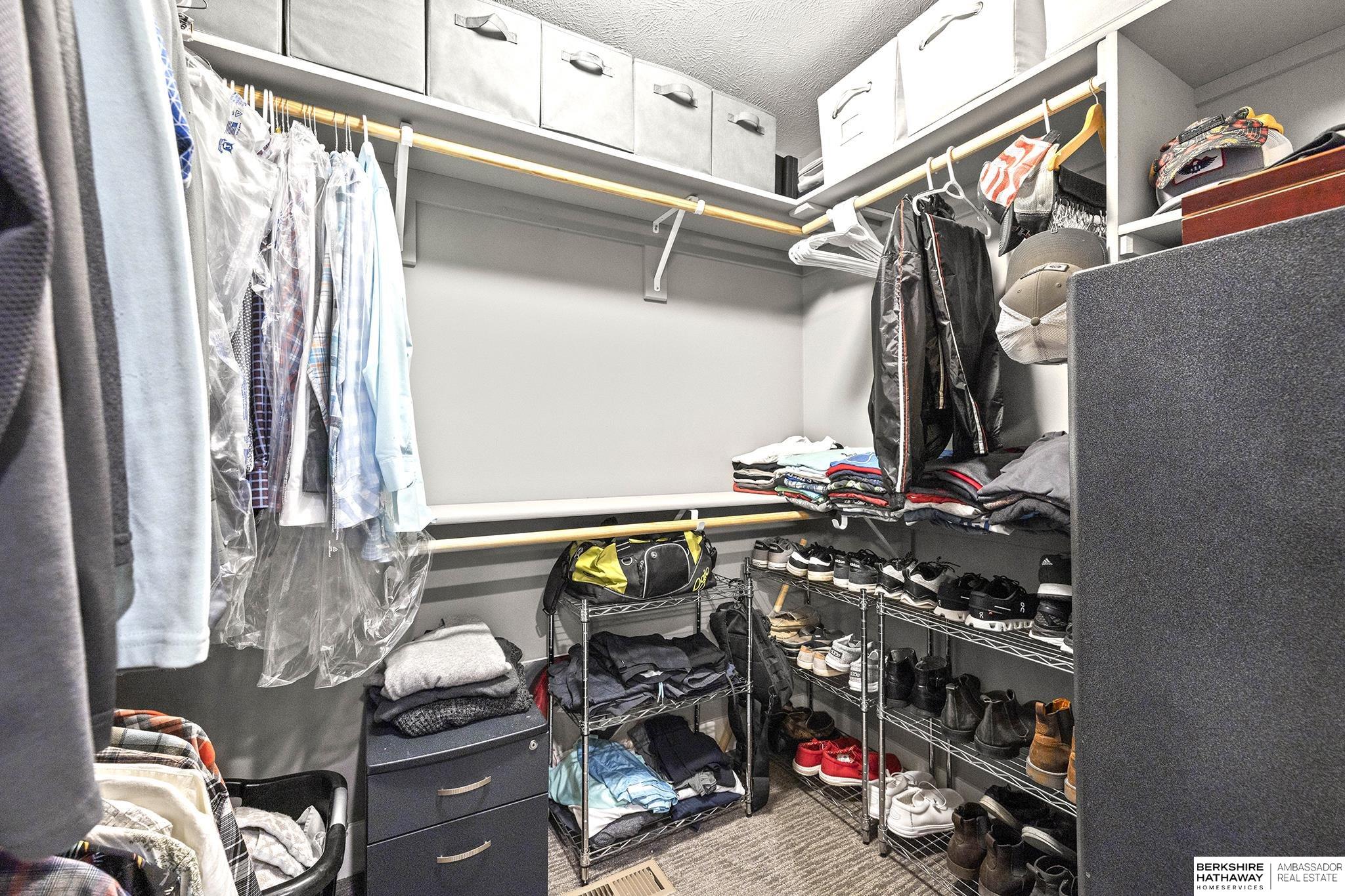 Elkhorn, Nebraska 68022, United States, 3 Bedrooms Bedrooms, ,2 BathroomsBathrooms,Residential,Pending,199234