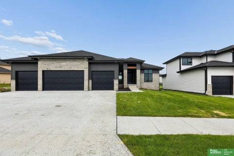 Photo of 5708 N 195th Street, Elkhorn, NE 68022 (MLS # 22623457)