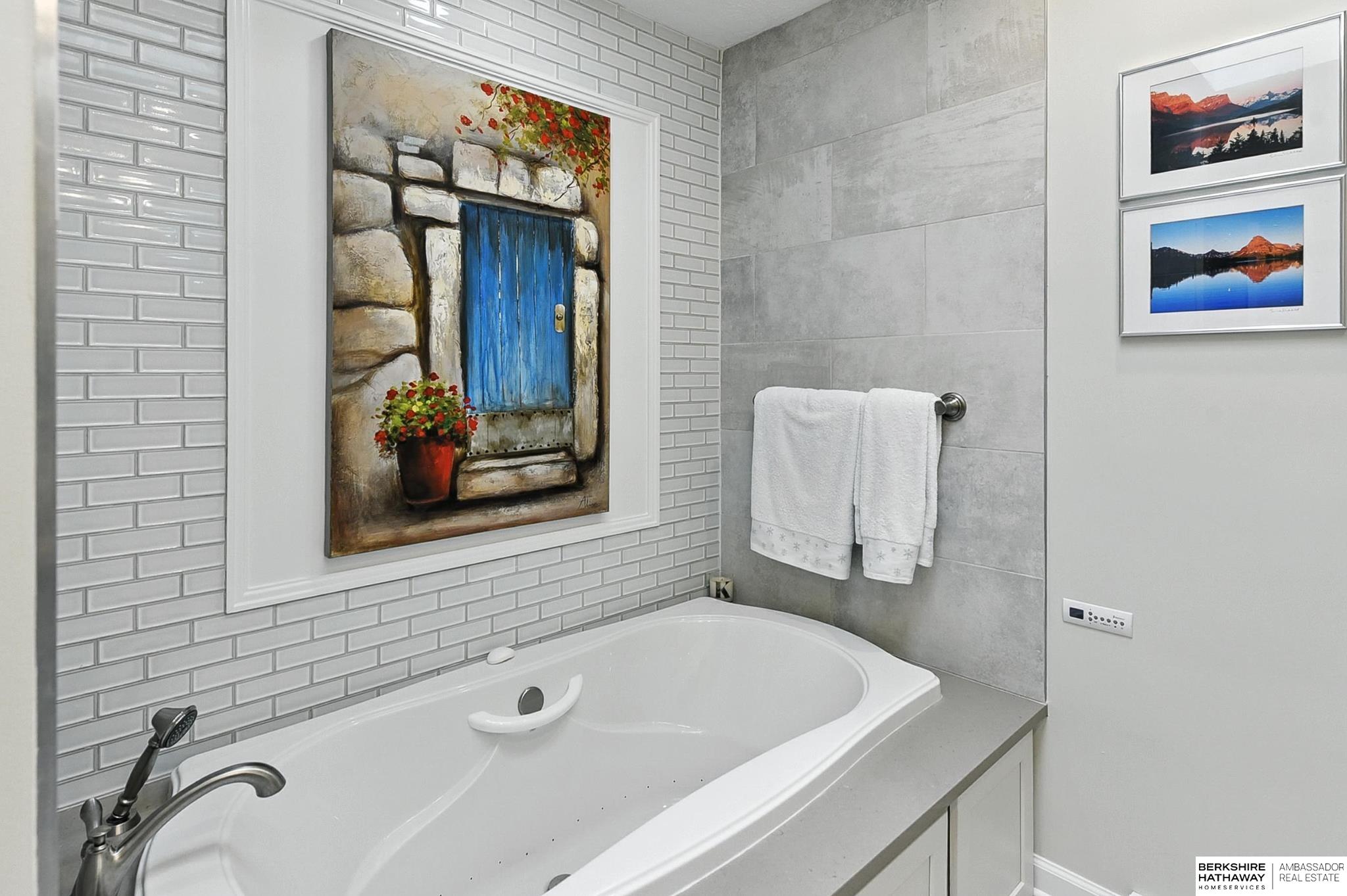 Omaha, Nebraska 68127, United States, 3 Bedrooms Bedrooms, ,3 BathroomsBathrooms,Residential,Active,179545