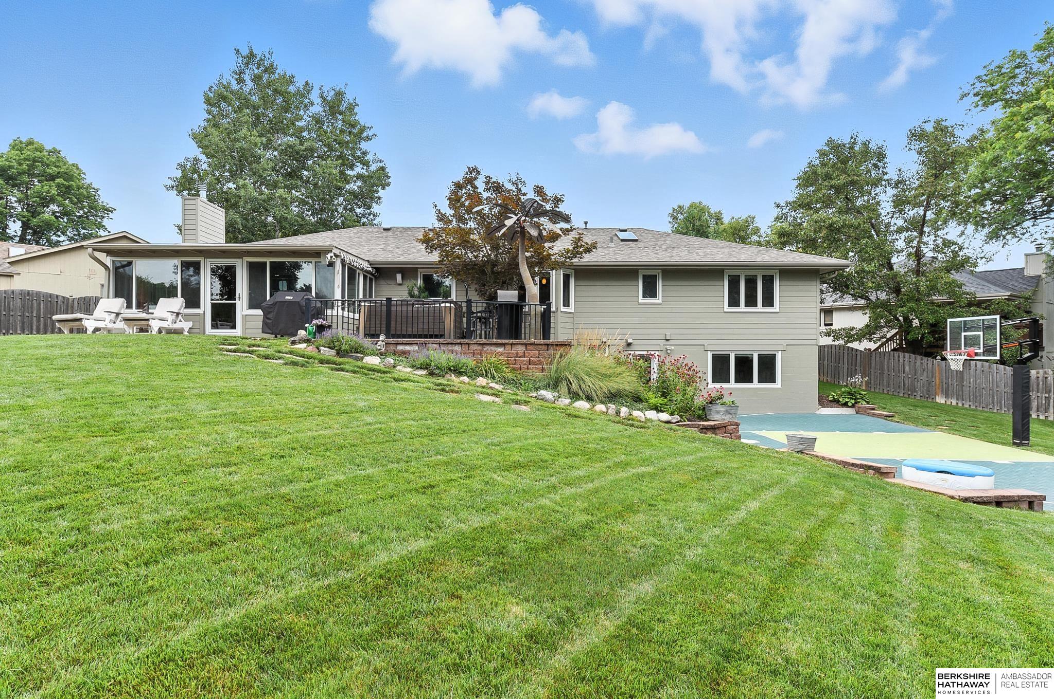 Omaha, Nebraska 68127, United States, 3 Bedrooms Bedrooms, ,3 BathroomsBathrooms,Residential,Active,179545