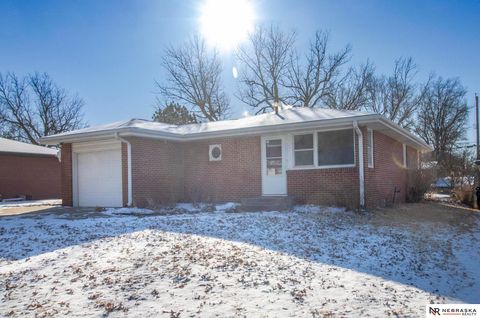 Photo of 7541 Holdrege Street, Lincoln, NE 68505 (MLS # 22602753)