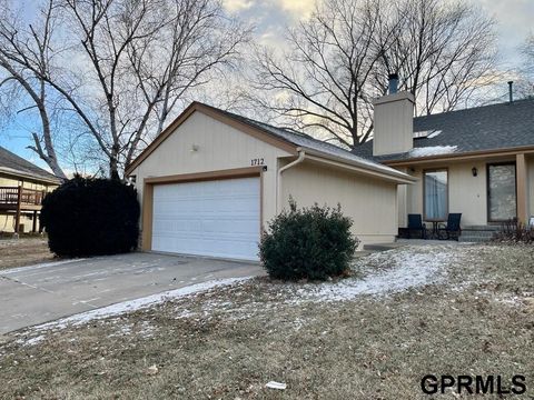 Photo of 1712 N 121 Street, Omaha, NE 68154 (MLS # 22602979)