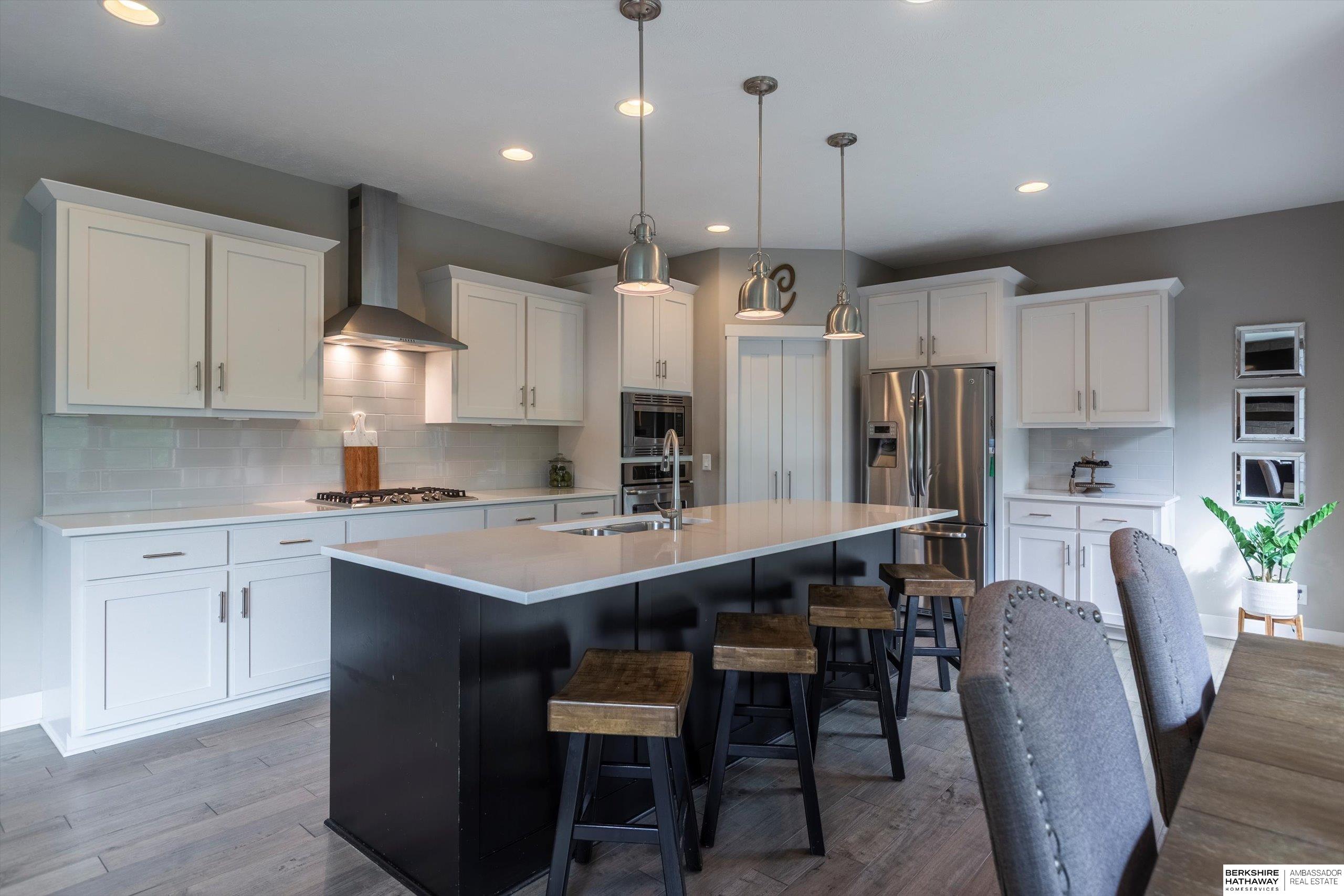 Elkhorn, Nebraska 68022, United States, 5 Bedrooms Bedrooms, ,4 BathroomsBathrooms,Residential,Active,191963