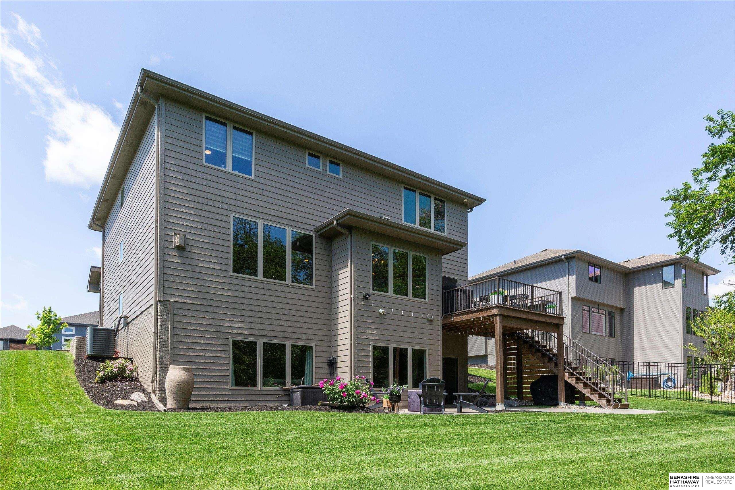 Elkhorn, Nebraska 68022, United States, 5 Bedrooms Bedrooms, ,4 BathroomsBathrooms,Residential,Active,191963