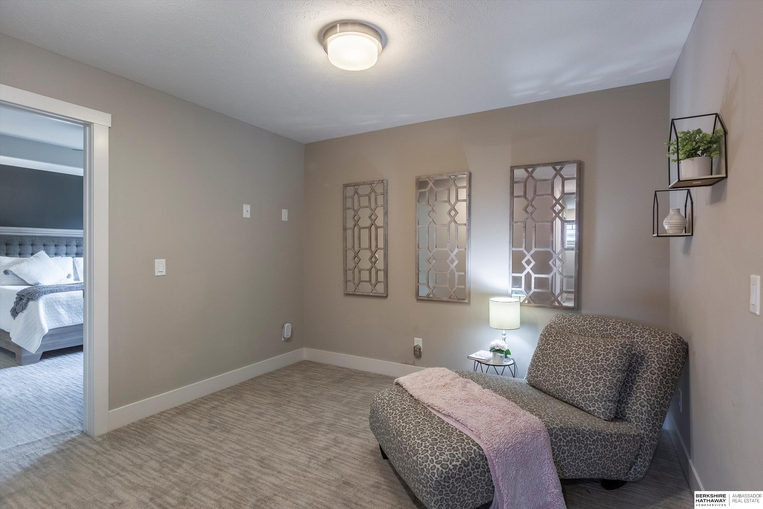 Elkhorn, Nebraska 68022, United States, 5 Bedrooms Bedrooms, ,4 BathroomsBathrooms,Residential,Active,191963