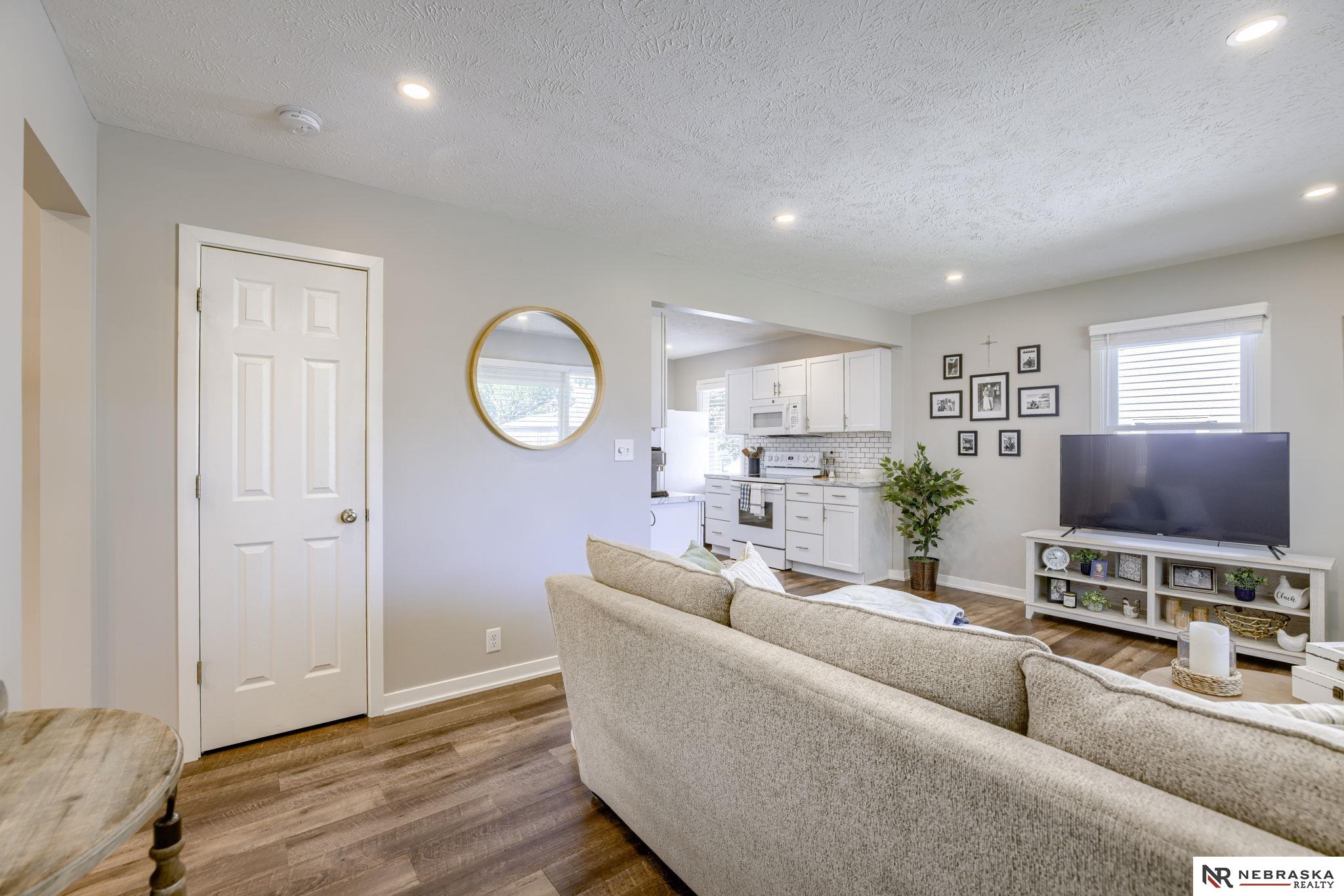 Wahoo, Nebraska 68066, United States, 4 Bedrooms Bedrooms, ,2 BathroomsBathrooms,Residential,Active,163006