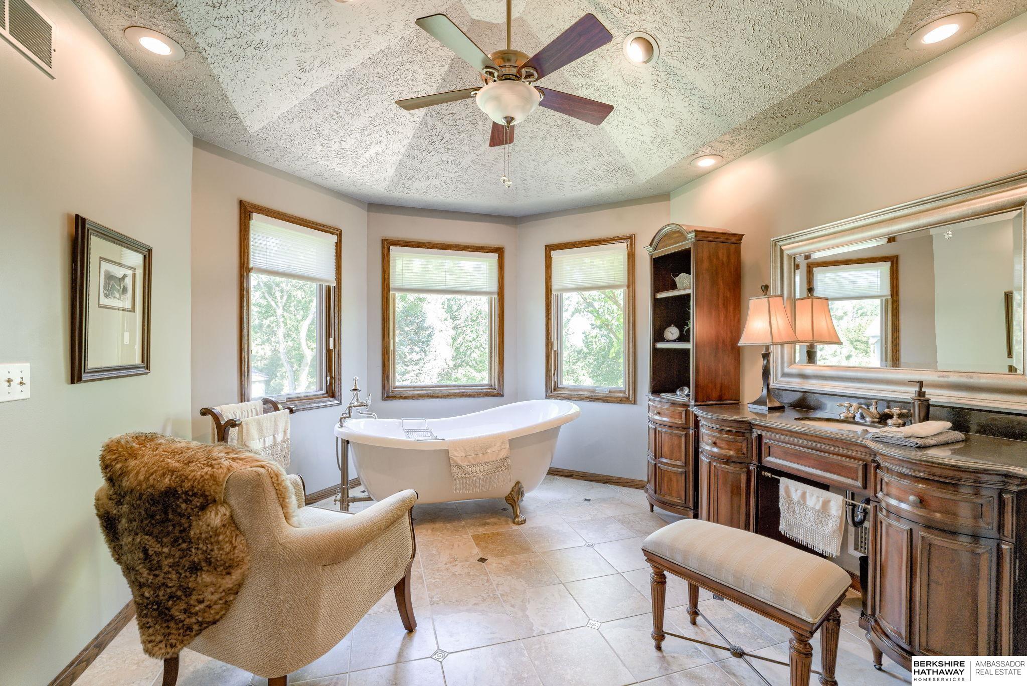 Fort Calhoun, Nebraska 68023, United States, 3 Bedrooms Bedrooms, ,3 BathroomsBathrooms,Residential,Active,158798