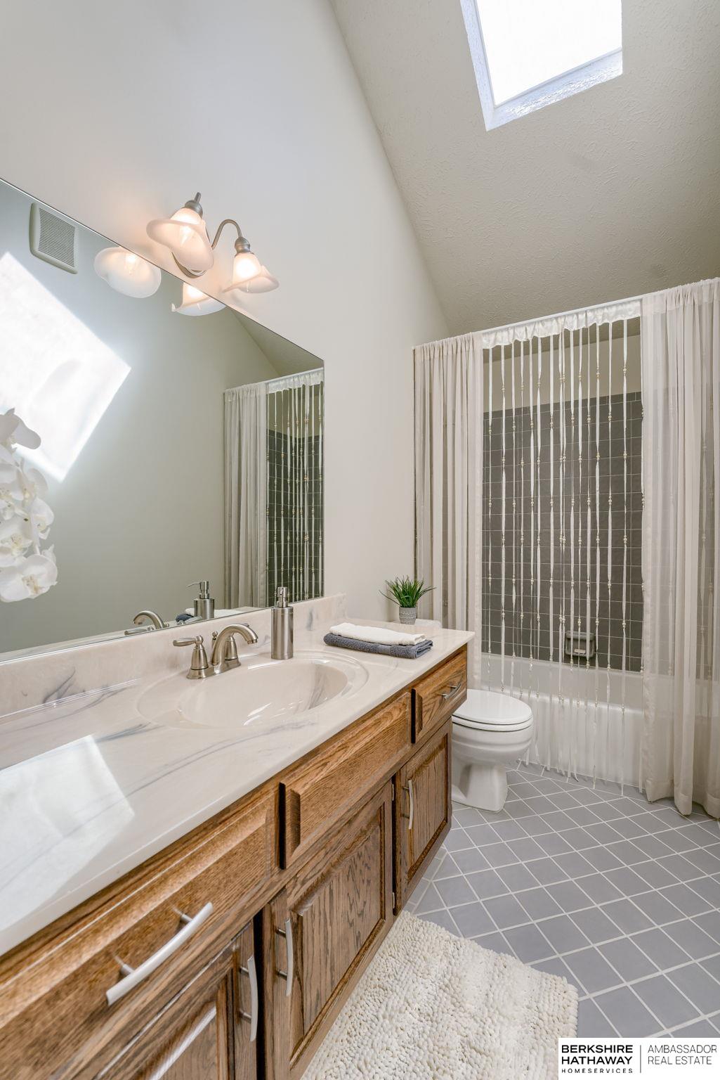 Fort Calhoun, Nebraska 68023, United States, 3 Bedrooms Bedrooms, ,3 BathroomsBathrooms,Residential,Active,158798