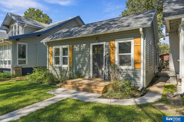 820 B ST, LINCOLN, NE 68502 - Image 49fa7b34c830a70e27ecbb17939e71cd/3288251055