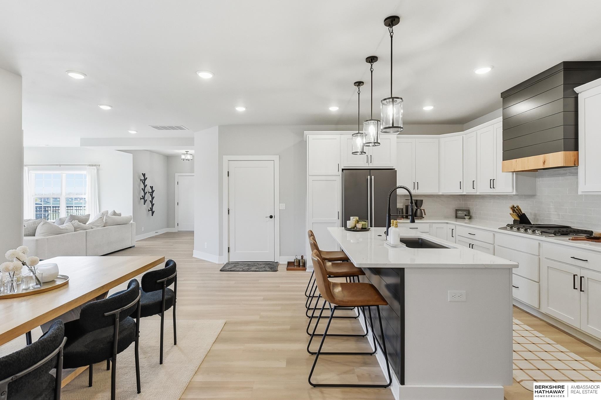 Omaha, Nebraska 68116, United States, 3 Bedrooms Bedrooms, ,3 BathroomsBathrooms,Residential,Active,249025