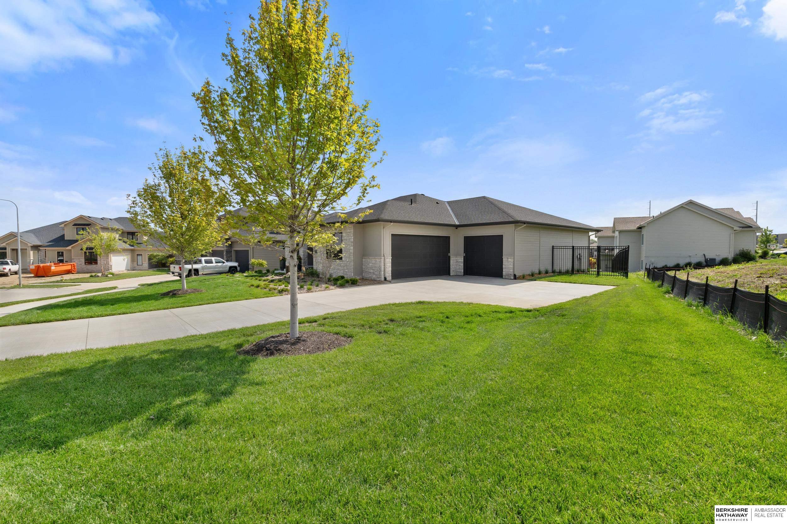 Omaha, Nebraska 68136, United States, 4 Bedrooms Bedrooms, ,3 BathroomsBathrooms,Residential,Active,142998