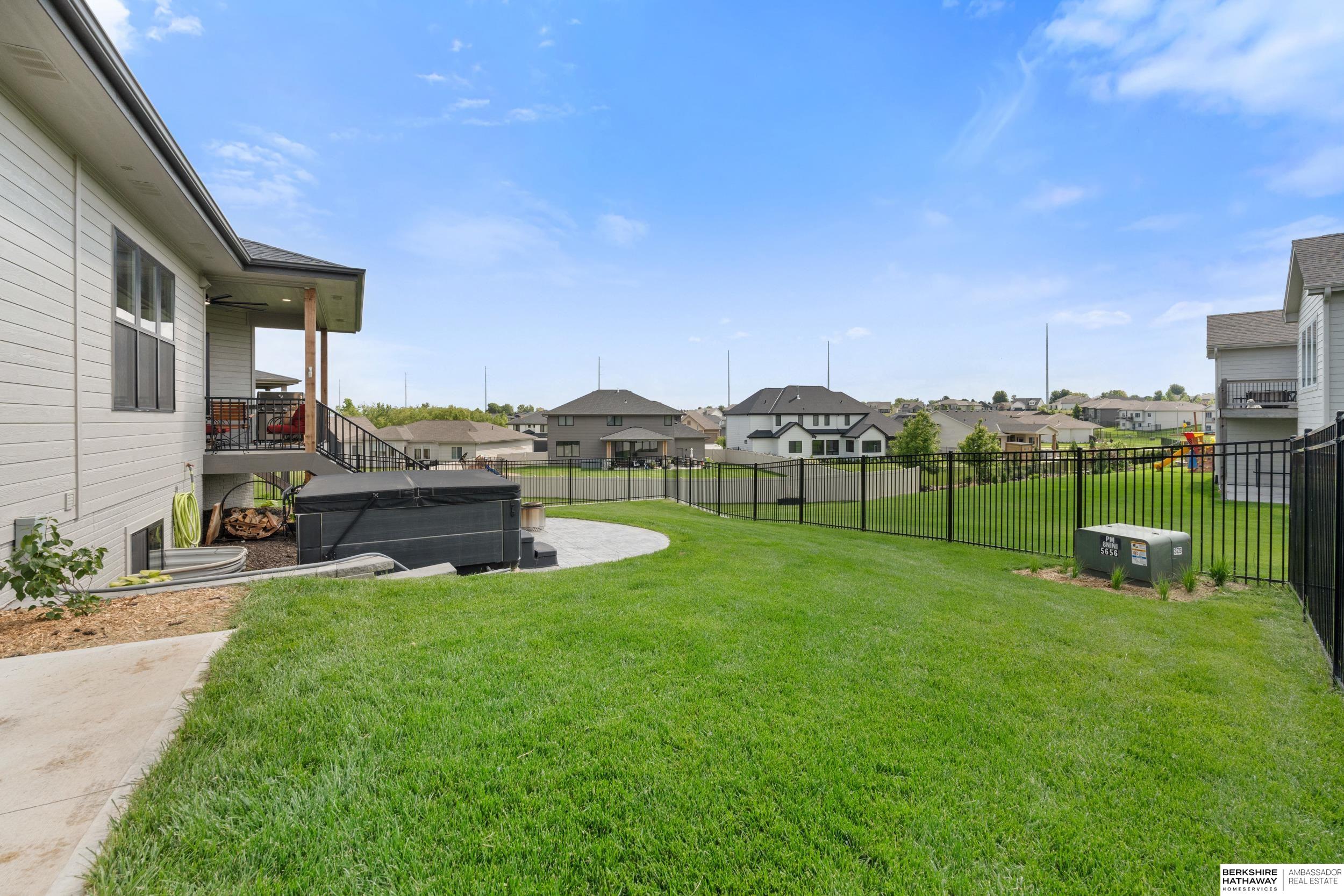 Omaha, Nebraska 68136, United States, 4 Bedrooms Bedrooms, ,3 BathroomsBathrooms,Residential,Active,142998