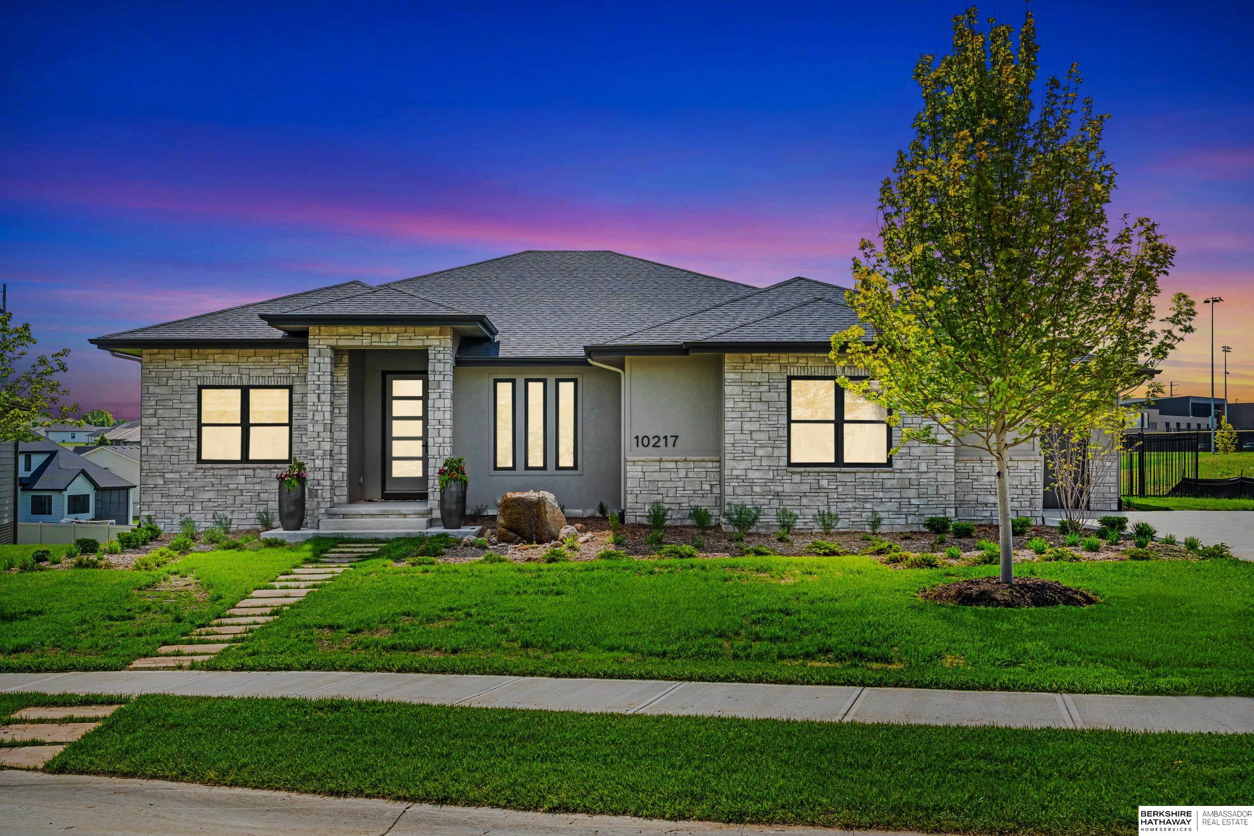 Omaha, Nebraska 68136, United States, 4 Bedrooms Bedrooms, ,3 BathroomsBathrooms,Residential,Active,142998