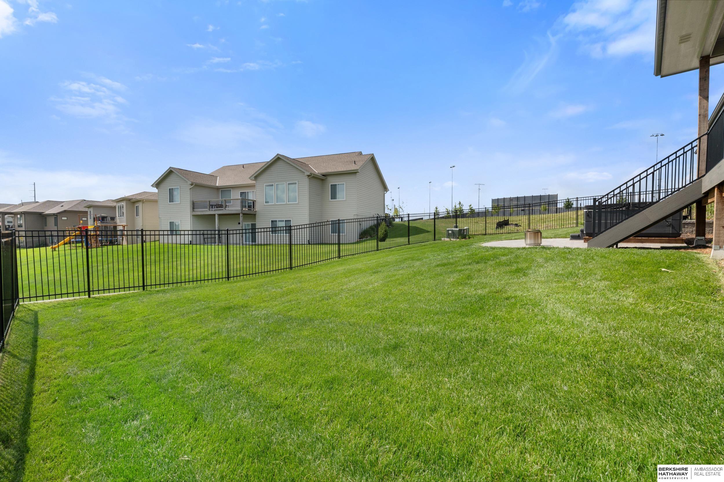 Omaha, Nebraska 68136, United States, 4 Bedrooms Bedrooms, ,3 BathroomsBathrooms,Residential,Active,142998