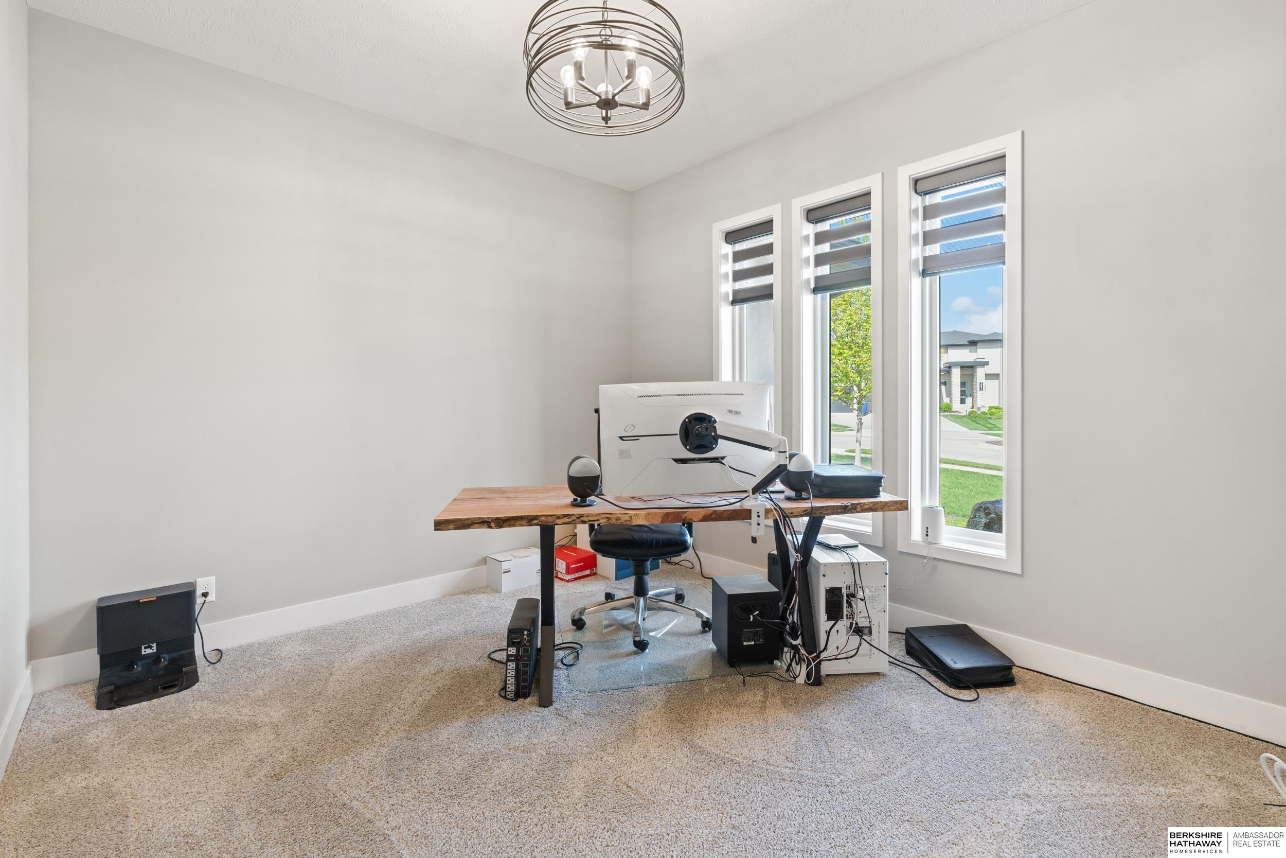 Omaha, Nebraska 68136, United States, 4 Bedrooms Bedrooms, ,3 BathroomsBathrooms,Residential,Active,142998