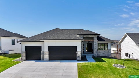 Photo of 12368 Windsor Drive, Papillion, NE 68046 (MLS # 22615371)