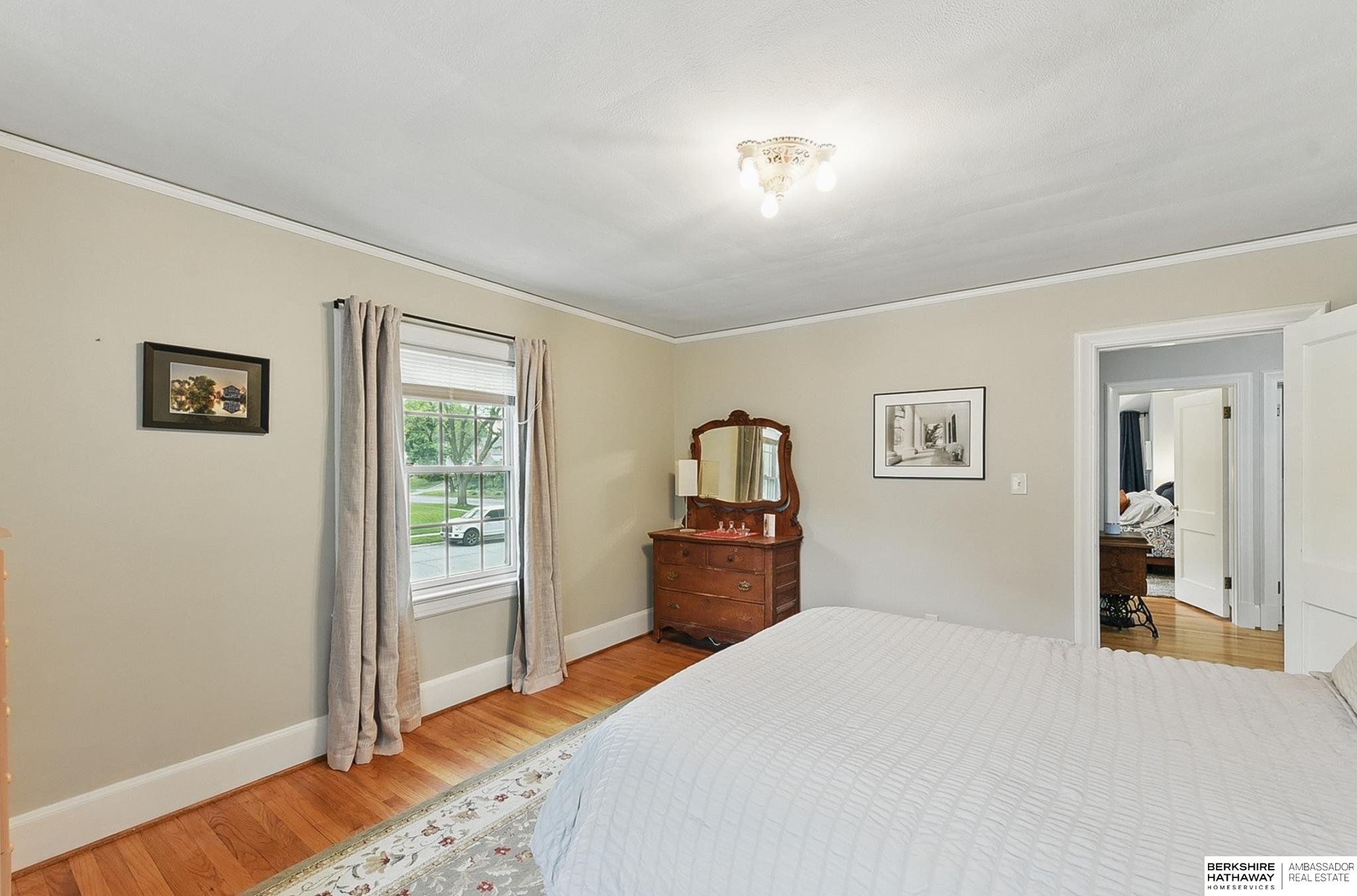 Omaha, Nebraska 68132, United States, 5 Bedrooms Bedrooms, ,2 BathroomsBathrooms,Residential,Active,169355