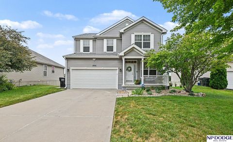 Photo of 3816 S 191 Avenue, Omaha, NE 68130 (MLS # 22621241)
