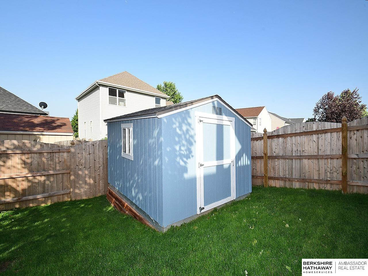 Bennington, Nebraska 68007, United States, 3 Bedrooms Bedrooms, ,2 BathroomsBathrooms,Residential,Active,157353