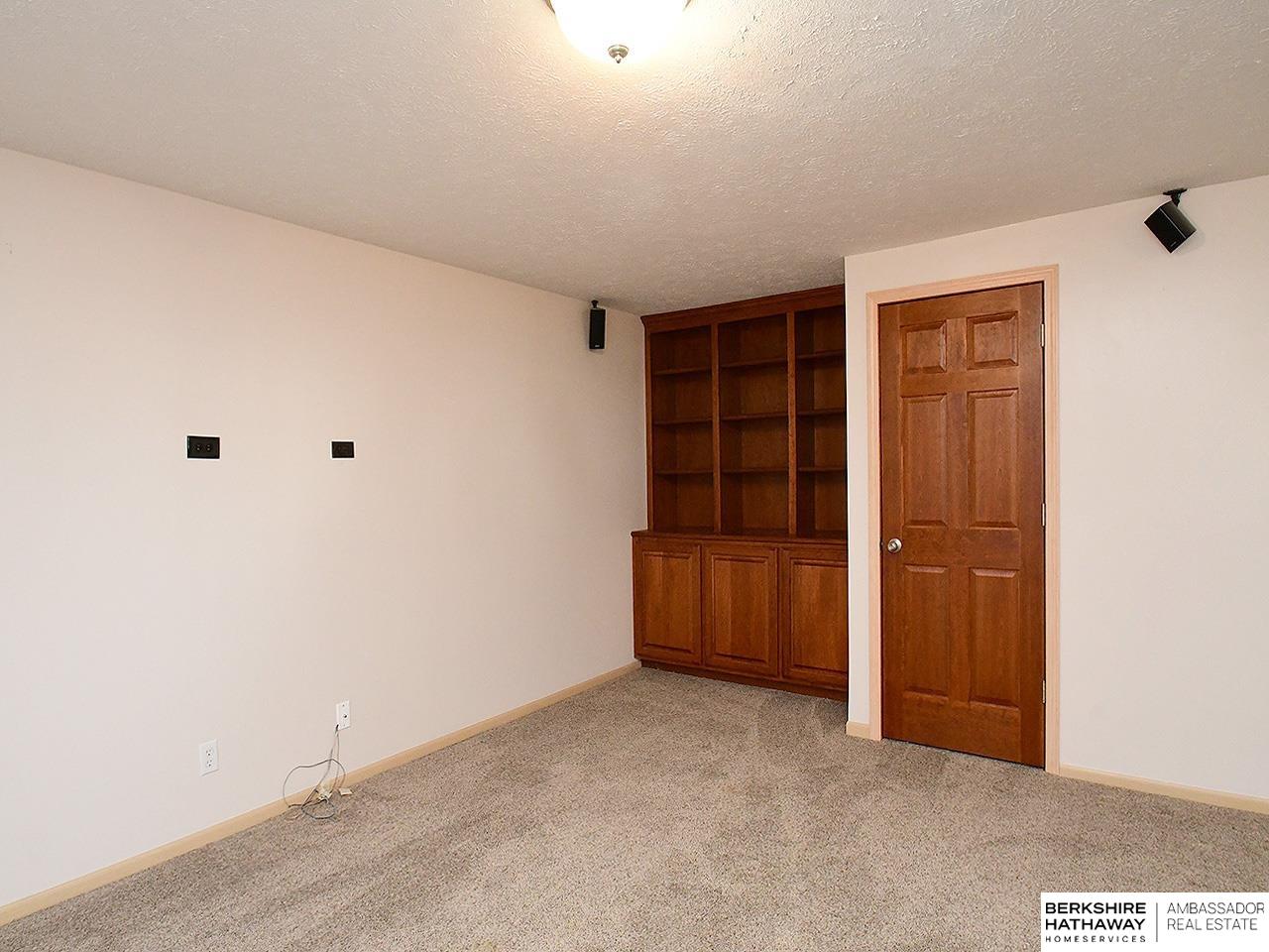 Bennington, Nebraska 68007, United States, 3 Bedrooms Bedrooms, ,2 BathroomsBathrooms,Residential,Active,157353