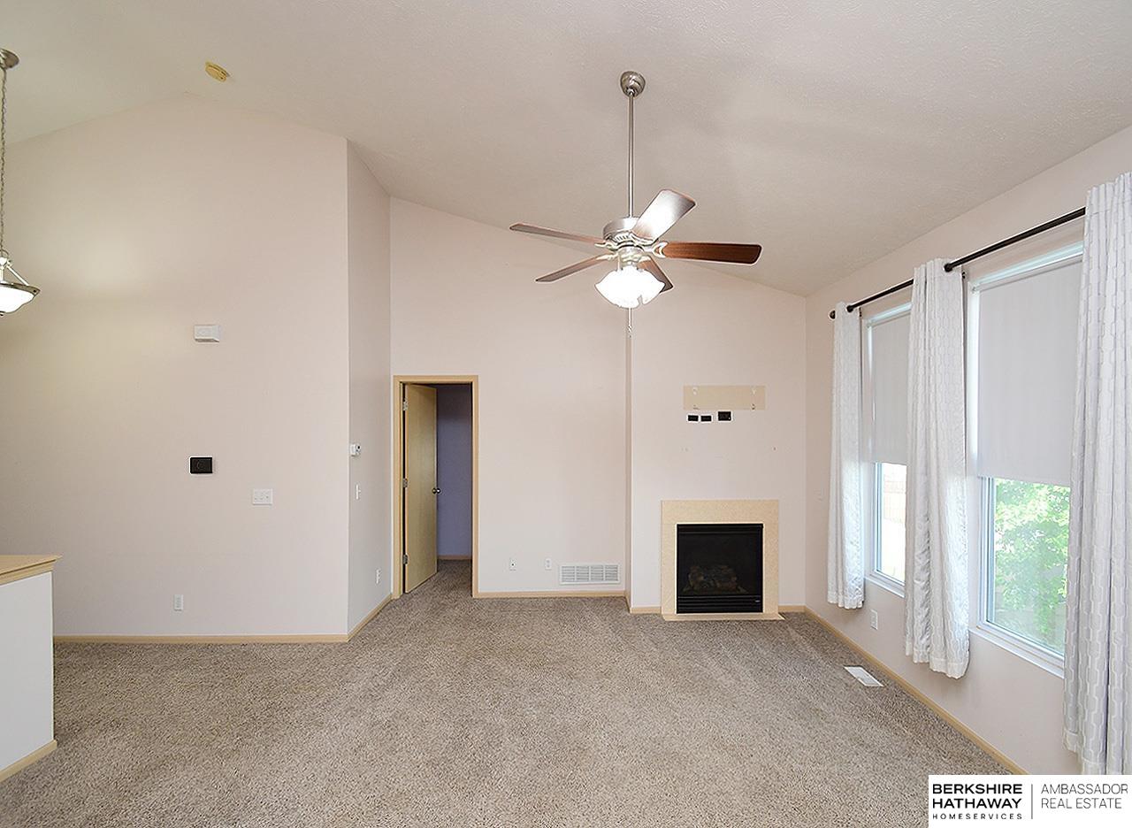 Bennington, Nebraska 68007, United States, 3 Bedrooms Bedrooms, ,2 BathroomsBathrooms,Residential,Active,157353