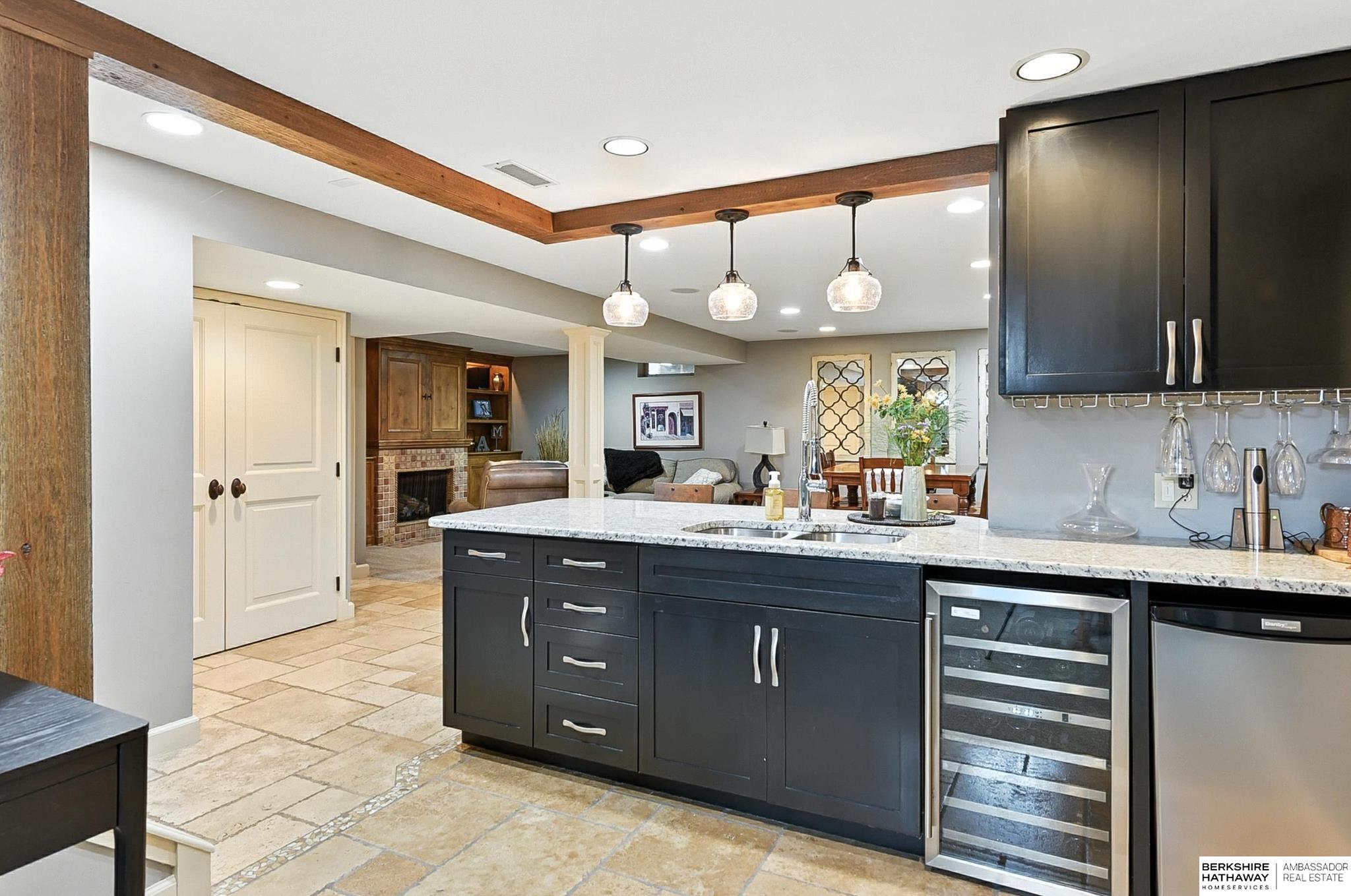 Omaha, Nebraska 68105, United States, 3 Bedrooms Bedrooms, ,2 BathroomsBathrooms,Residential,Pending,167018