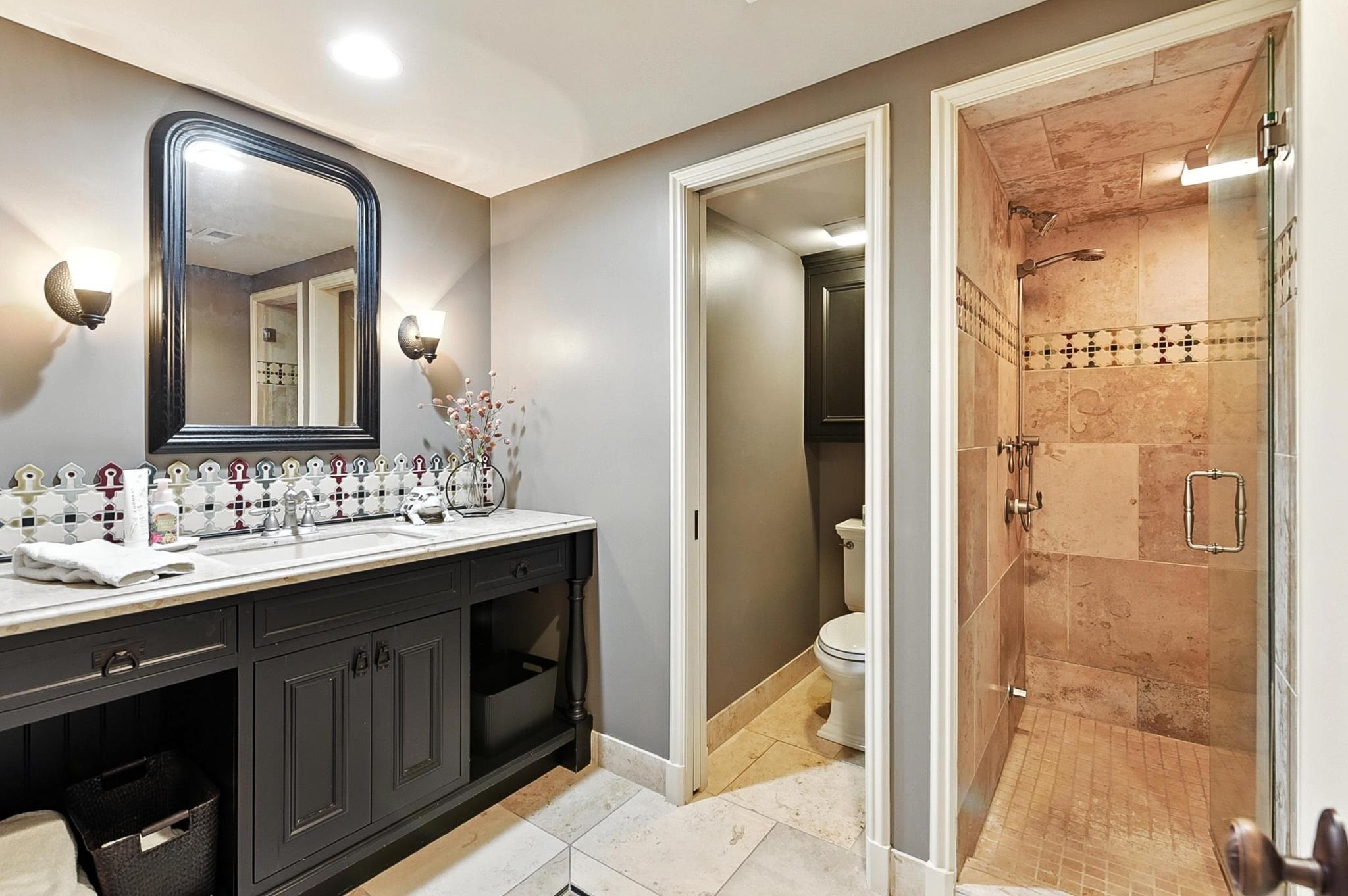 Omaha, Nebraska 68105, United States, 3 Bedrooms Bedrooms, ,2 BathroomsBathrooms,Residential,Pending,167018