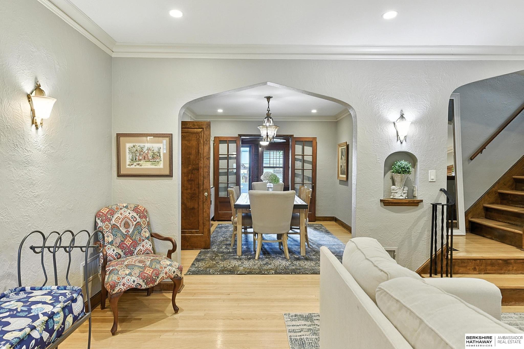 Omaha, Nebraska 68105, United States, 3 Bedrooms Bedrooms, ,2 BathroomsBathrooms,Residential,Pending,167018