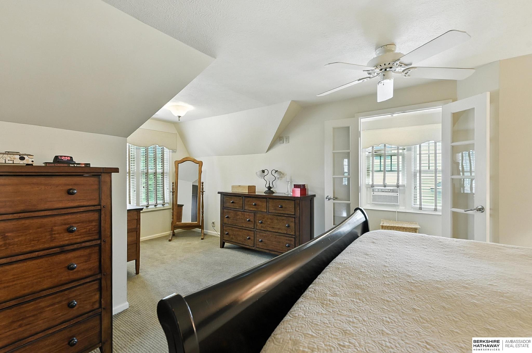 Omaha, Nebraska 68105, United States, 3 Bedrooms Bedrooms, ,2 BathroomsBathrooms,Residential,Pending,167018