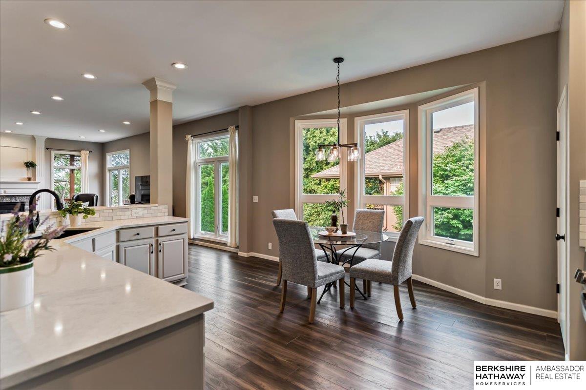 Omaha, Nebraska 68130, United States, 5 Bedrooms Bedrooms, ,3 BathroomsBathrooms,Residential,Active,187504