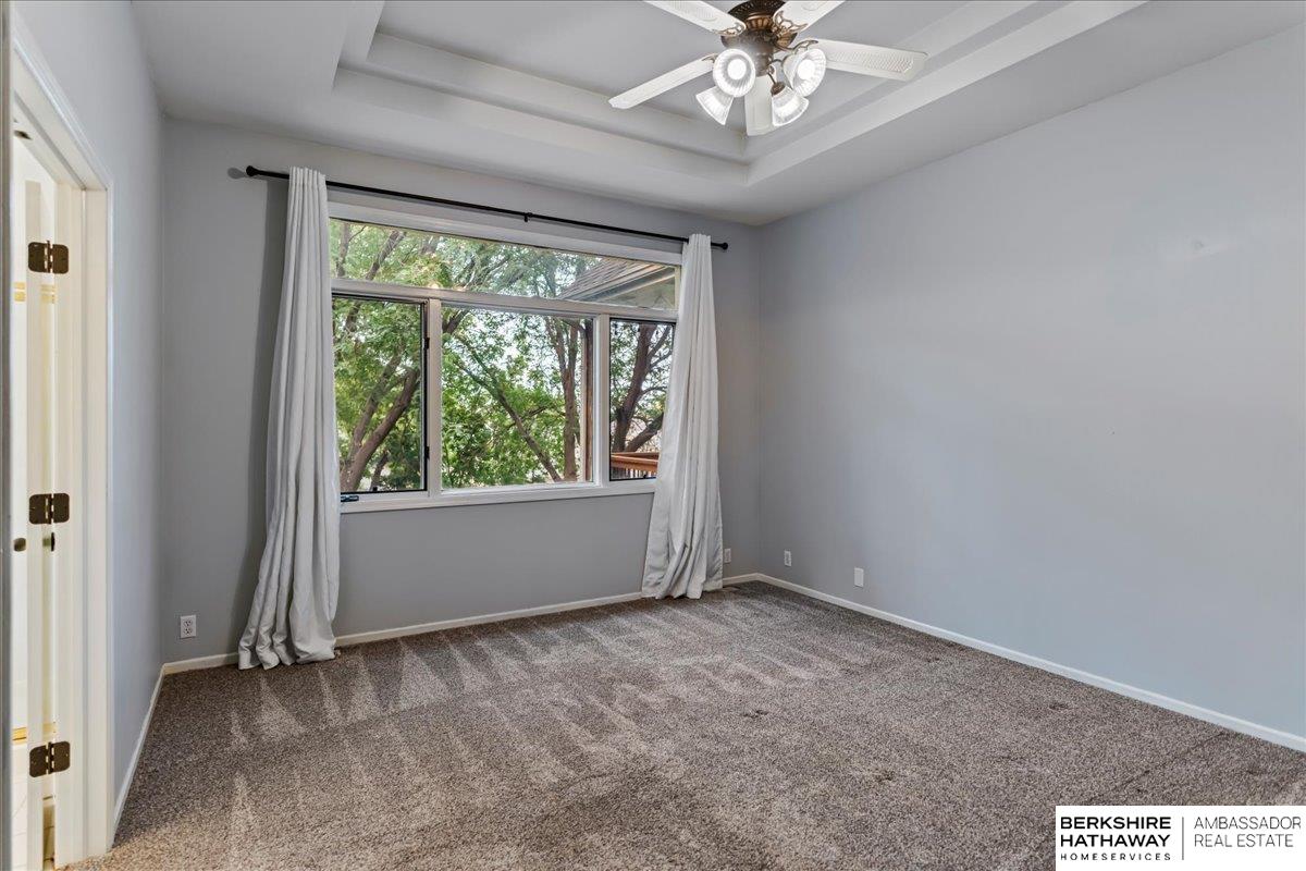 Omaha, Nebraska 68130, United States, 5 Bedrooms Bedrooms, ,3 BathroomsBathrooms,Residential,Active,187504