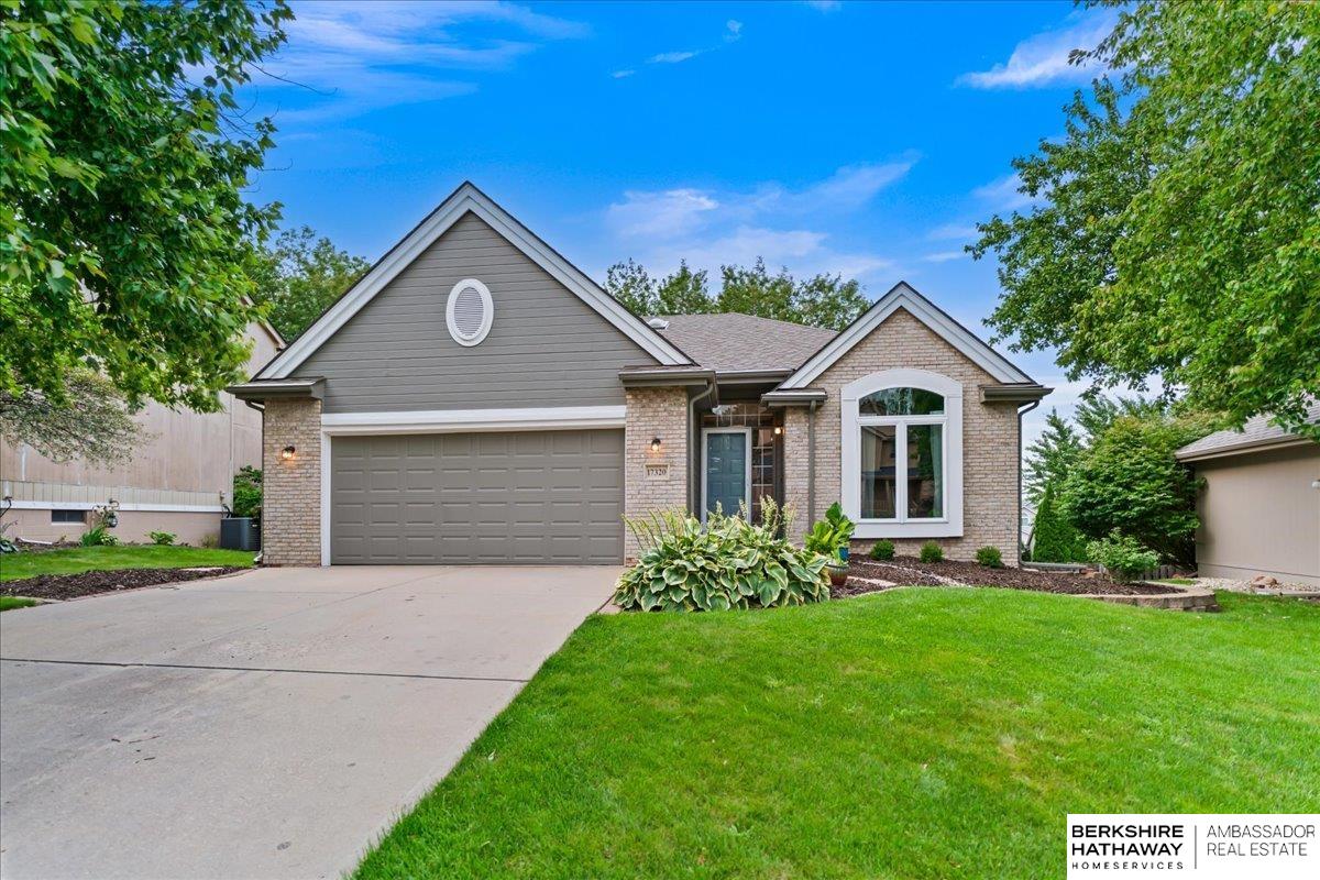 Omaha, Nebraska 68130, United States, 5 Bedrooms Bedrooms, ,3 BathroomsBathrooms,Residential,Active,187504