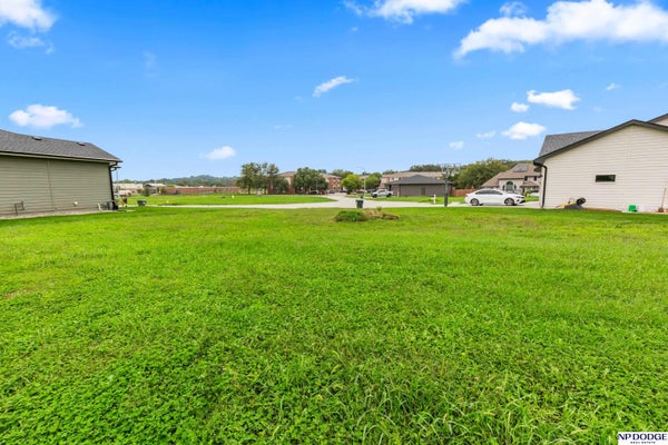 2364 LANDING LN, BLAIR, NE 68008 - Image 4ba320c3f899ad309eaa072cb1cb68ca/2843261209