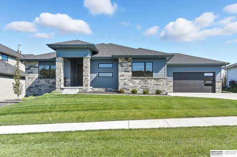 Photo of 3913 S 212th Street, Elkhorn, NE 68022 (MLS # 22526217)