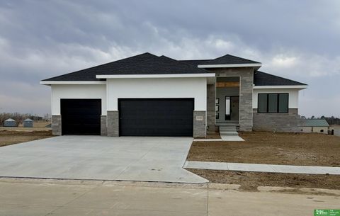 Photo of 11722 S 124th Avenue, Papillion, NE 68046 (MLS # 22601742)