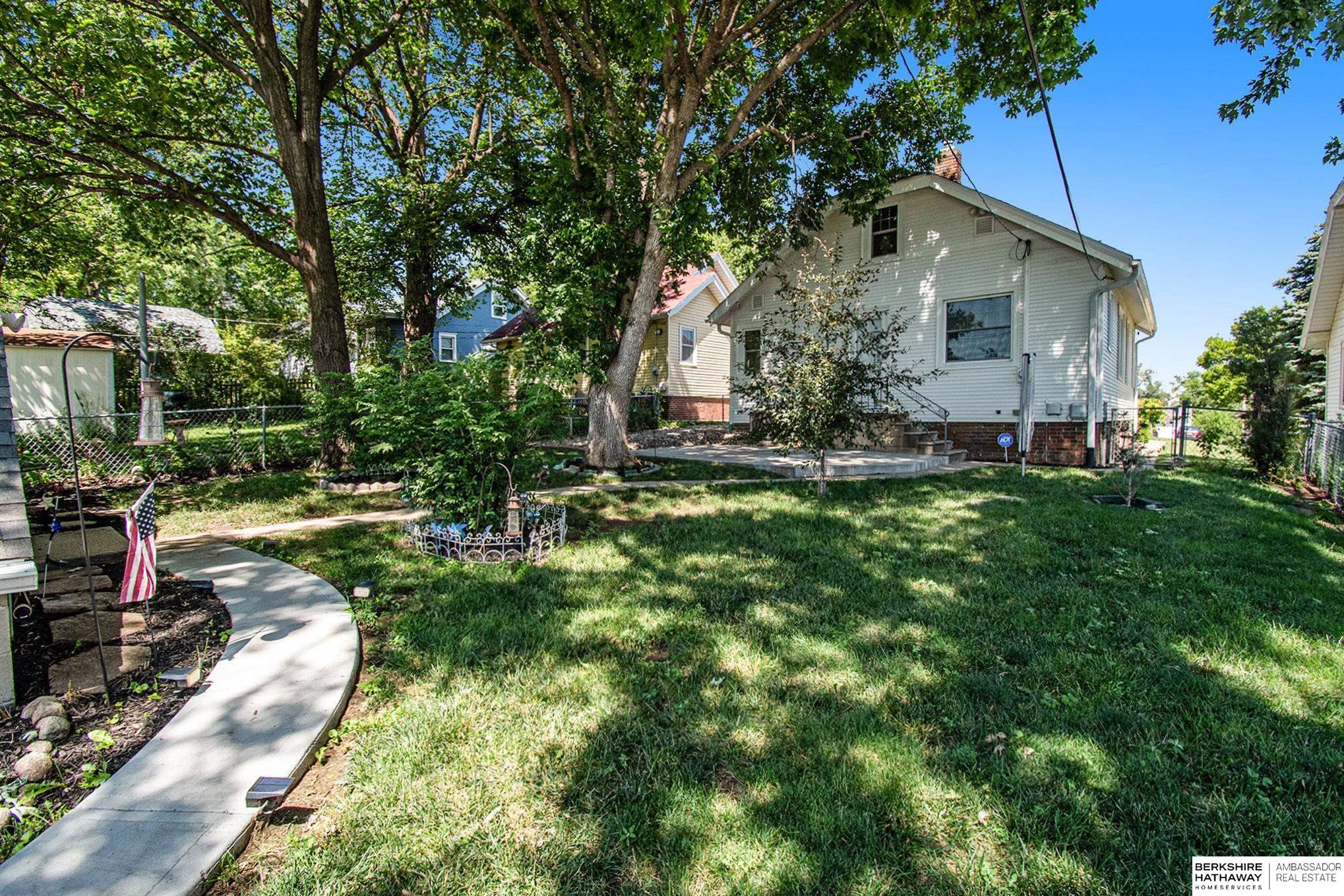 Omaha, Nebraska 68106, United States, 3 Bedrooms Bedrooms, ,2 BathroomsBathrooms,Residential,Pending,162133