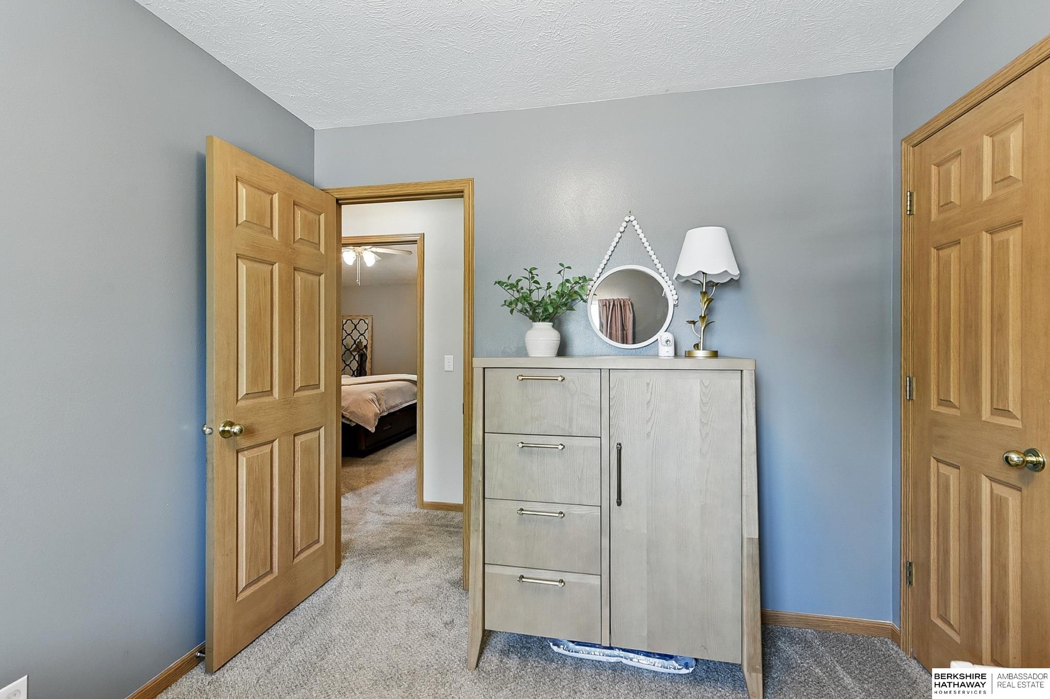 Omaha, Nebraska 68127, United States, 3 Bedrooms Bedrooms, ,2 BathroomsBathrooms,Residential,Active,150167